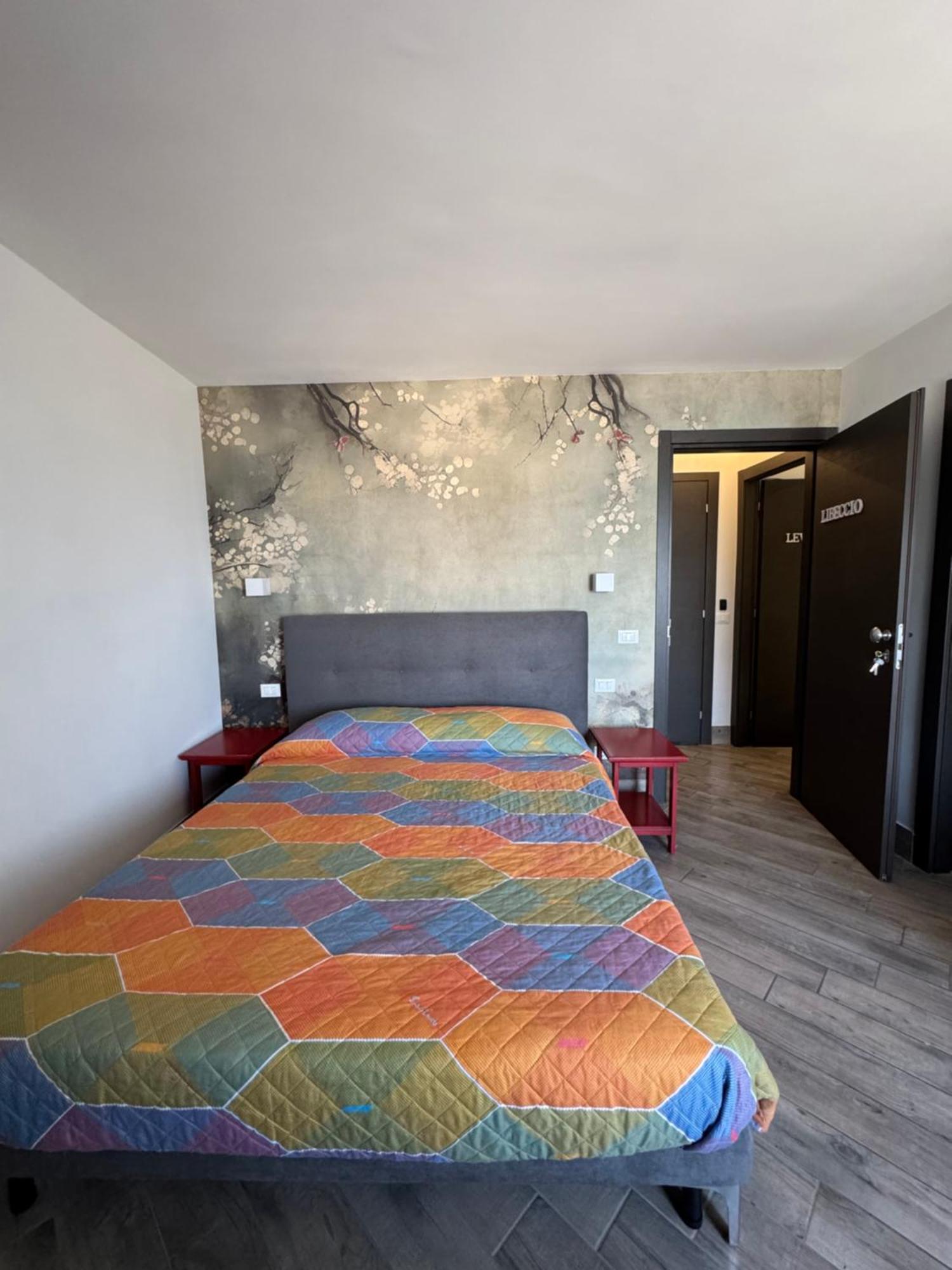 ホテル Relais Al Porto ペスキエーラ・デル・ガルダ エクステリア 写真