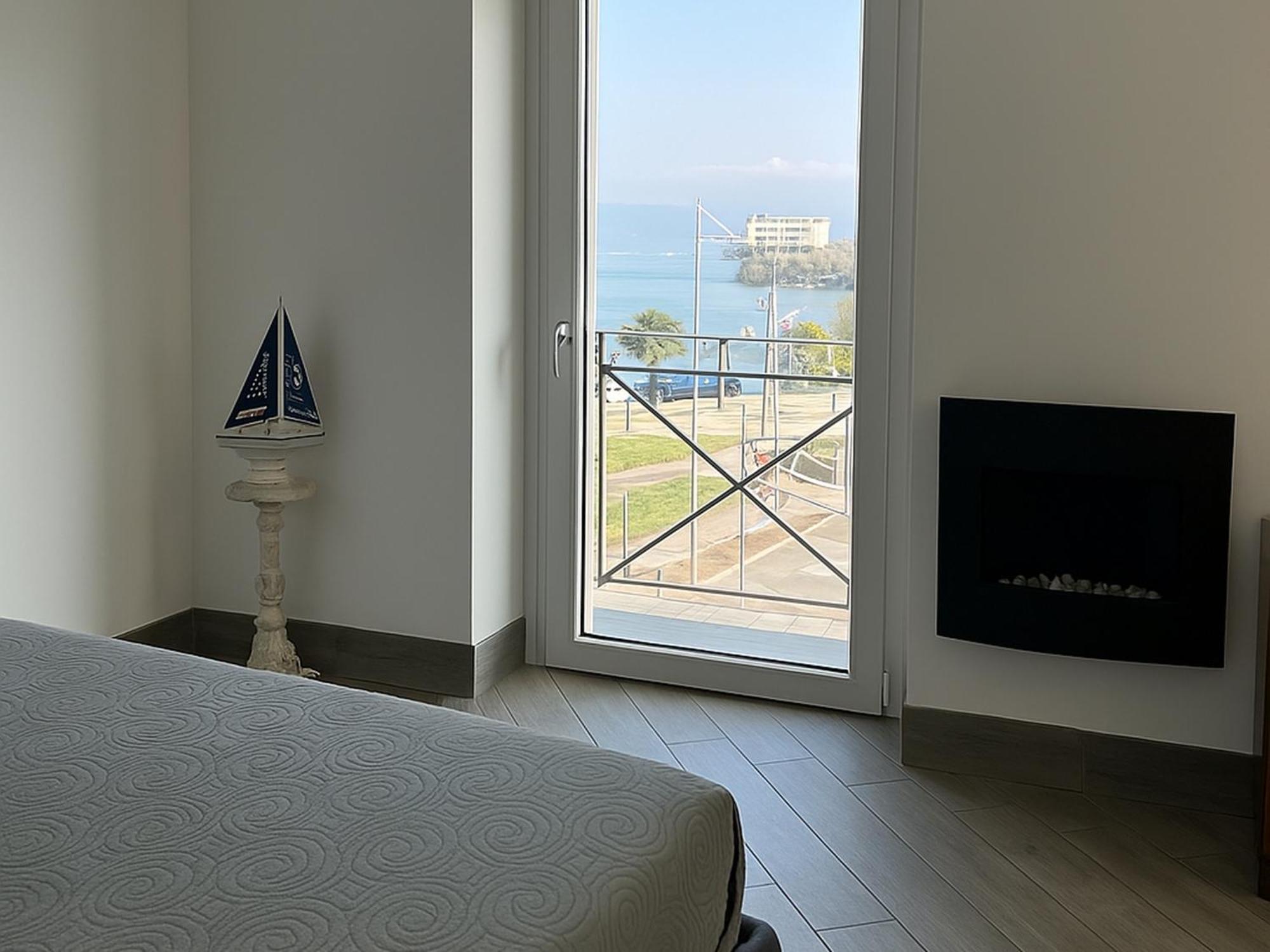 ホテル Relais Al Porto ペスキエーラ・デル・ガルダ エクステリア 写真
