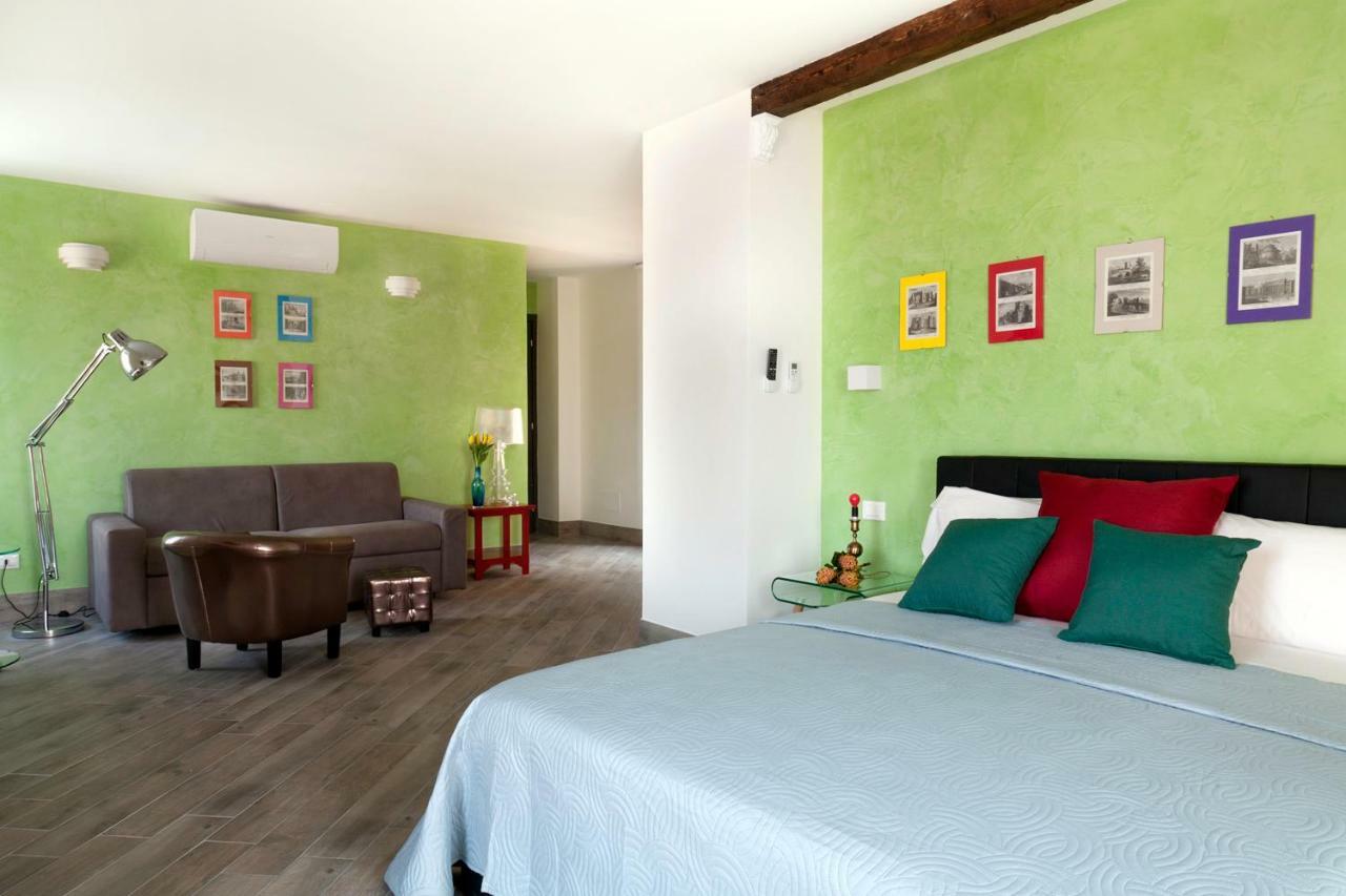 ホテル Relais Al Porto ペスキエーラ・デル・ガルダ エクステリア 写真