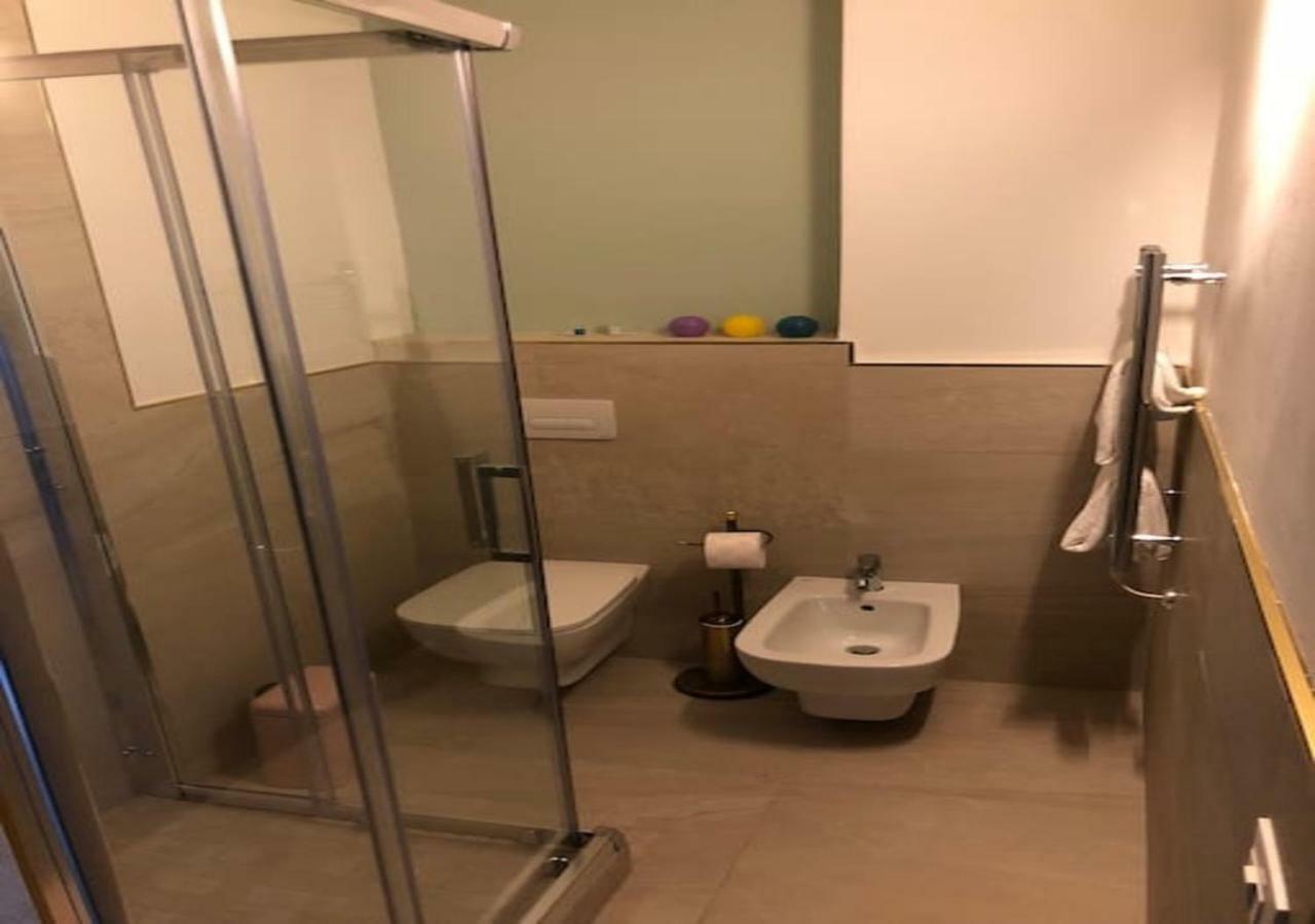 ホテル Relais Al Porto ペスキエーラ・デル・ガルダ エクステリア 写真